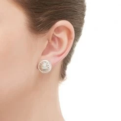 Γυναικεία ασημένια καρφωτά σκουλαρίκια LINKS OF LONDON TIMELESS DOME -Γυναικεία Αξεσουάρ Κατάστημα 1505951.0 0000 2 links of london γυναικεία ασημένια καρφωτά σκουλαρίκια links of london timeless dome x1000