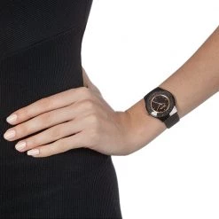 Γυναικείο ρολόι με δερμάτινο λουράκι FOLLI FOLLIE SPARKLING SAND μαύρο 5 Γυναικείο ρολόι με δερμάτινο λουράκι FOLLI FOLLIE SPARKLING SAND μαύρο -Γυναικεία Αξεσουάρ Κατάστημα 1604017.0 0071 2 folli follie γυναικείο ρολόι με δερμάτινο λουράκι folli follie sparkling sand μαύρο x1000