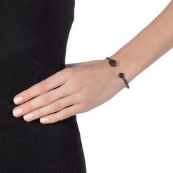 Γυναικείο ασημένιο βραχιόλι FOLLI FOLLIE HEART4HEART MATI μαύρο -Γυναικεία Αξεσουάρ Κατάστημα 1680401.0 0000 2 folli follie γυναικείο ασημένιο βραχιόλι folli follie heart4heart mati μαύρο x1000