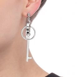Γυναικεία ατσάλινα σκουλαρίκια FOLLI FOLLIE ON KEY -Γυναικεία Αξεσουάρ Κατάστημα 1713907.0 0000 2 folli follie γυναικεία ατσάλινα σκουλαρίκια folli follie on key x1000